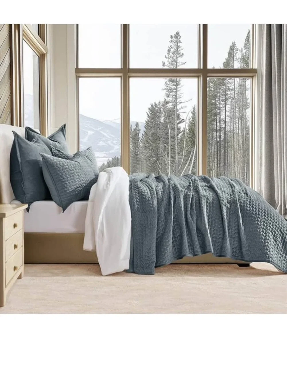 EverGrace Luxury Velvet Quilt Bedding Set Full Queen Size 3 Pieces